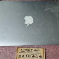 0150NN-Laptop Apple MacBook Air