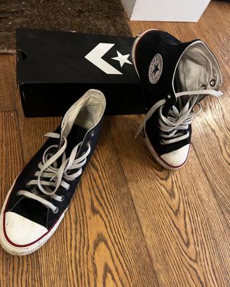 Converse black garnet white
