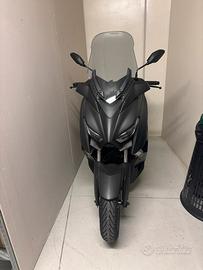 Scooter X-Max 300 tech