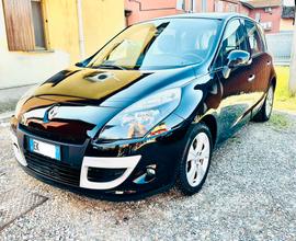 Renault scenic 3 serie 1.6 DCI 130cv