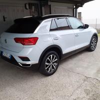 Volkswagen T-ROC unicoproprietario, anche per neop