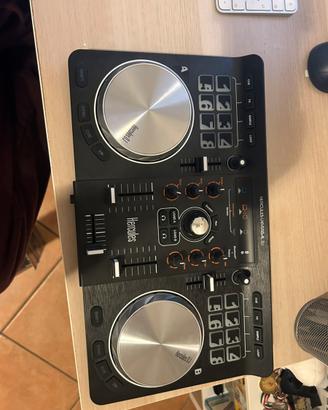 Hercules Universal DJ