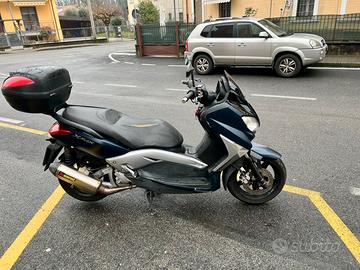 Yamaha X max 250