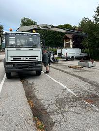 Iveco eurocargo 2assi 180cv macchina operatrice