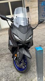 Tmax 560