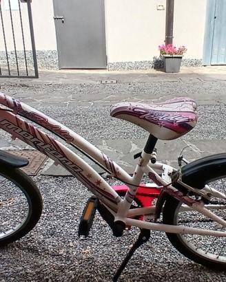 Bicicletta da bambina