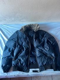 Giacca Blu leggera, comoda e in ottime condizione