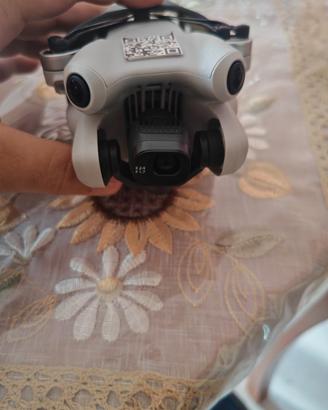 Dji Mini 4 Pro Fly More Combo ( RC2 ) - Come nuovo