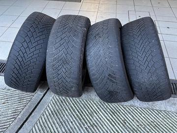 Cerchi in lega e gomme