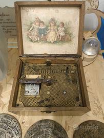 Scatola musicale non funzionante con N 16 dischi