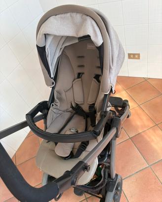 Passeggino culla e dondolo