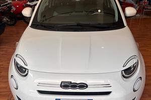 Fiat 500 Berlina Hybrid Torino