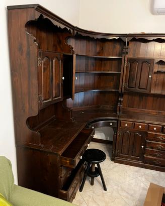 grande mobile angolare in legno massello