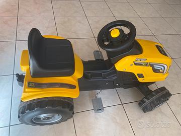 Trattore a pedali Smoby