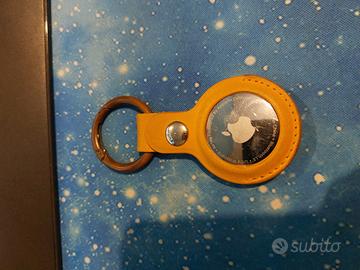 Apple AirTag originale + portachiavi + pellicola