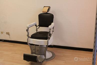 2 Poltrone da barbiere gemelle, primi Novecento