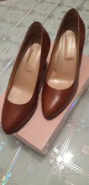 NUOVA  décolleté in vera pelle.