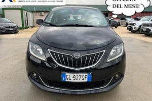 Lancia Ypsilon 1.0 FireFly 5 porte S&S Hybrid Gold