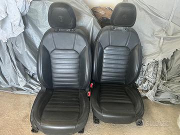 TAPPEZZERIA ELETTRICA IN PELLE ALFA ROMEO GIULIA.