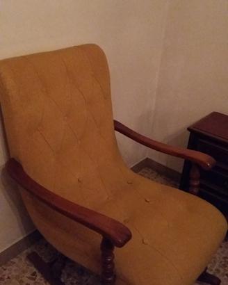 Poltrona a dondolo vintage