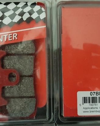 coppia pastiglie anteriori Brembo 