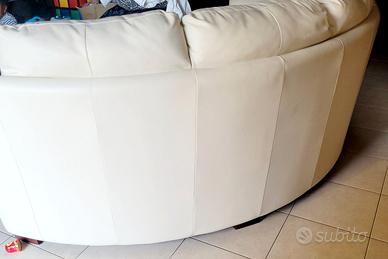 Divano in vera pelle