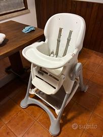 Seggiolone e cose per bambini