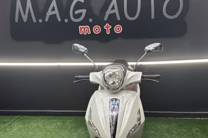 Piaggio Beverly 300 TG.EM61328