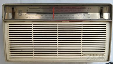 Radio Vintage PHILIPS L3W22T primi anni ‘60