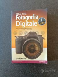 "Il libro della Fotografia Digitale" PEARSON