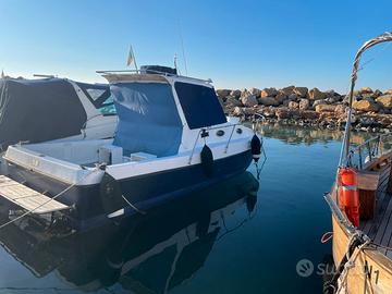 Barca pilotina 7.5 mt