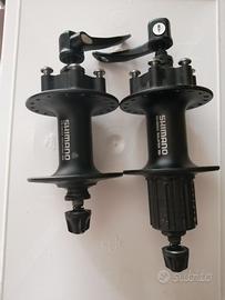 Mozzi Shimano 36 fori M525