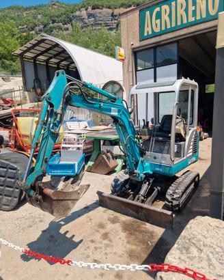MINIESCAVATORE SUNWARD 15 QUINTALI