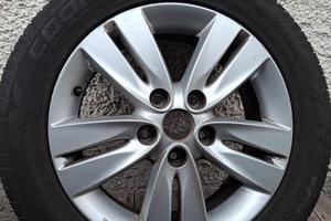 cerchi in lega più gomme estive