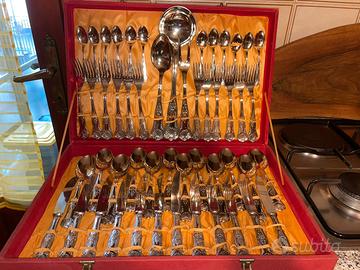 Servizio posate placcate Argento 800  51 pz