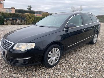 Volkswagen Passat 2.0 16V FSI Highline