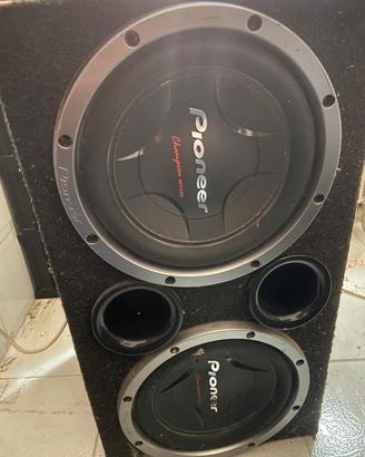subwoofer  Pioneer Champion series 1500W x2