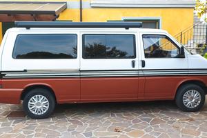 volkswagen caravelle 2.4  passo lungo