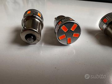 LAMPADINE LED PER FRECCIE AUTO/MOTO