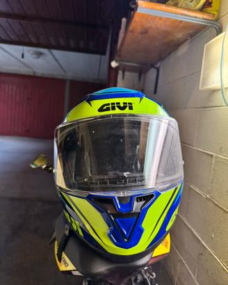 Casco integrale Givi