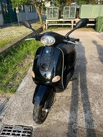 Piaggio Vespa Et4 150