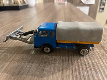 PENNY 0/113 Camion 1/66 Autocarro Lancia Esadelta