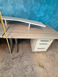 2 Scrivenie e 2 comodini