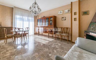 AMPIO BILOCALE ZONA AFFORI