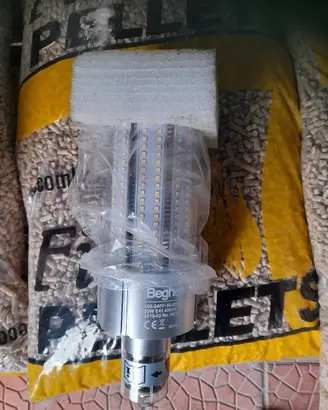 lampada attacco E40