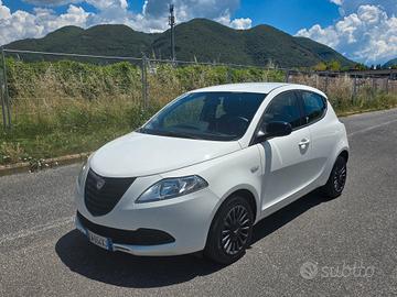 Lancia Ypsilon 1.2 69 CV 5 porte GPL Ecochic Gold