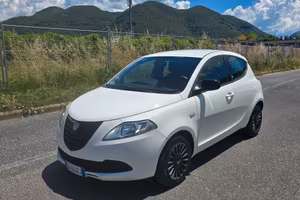 Lancia Ypsilon 1.2 69 CV 5 porte GPL Ecochic Gold