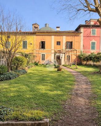 CASA SEMINDIPENDENTE A VILLALVERNIA