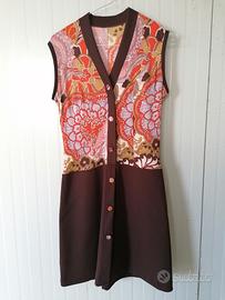 Abito smanicato a fantasia floreale taglia M/L