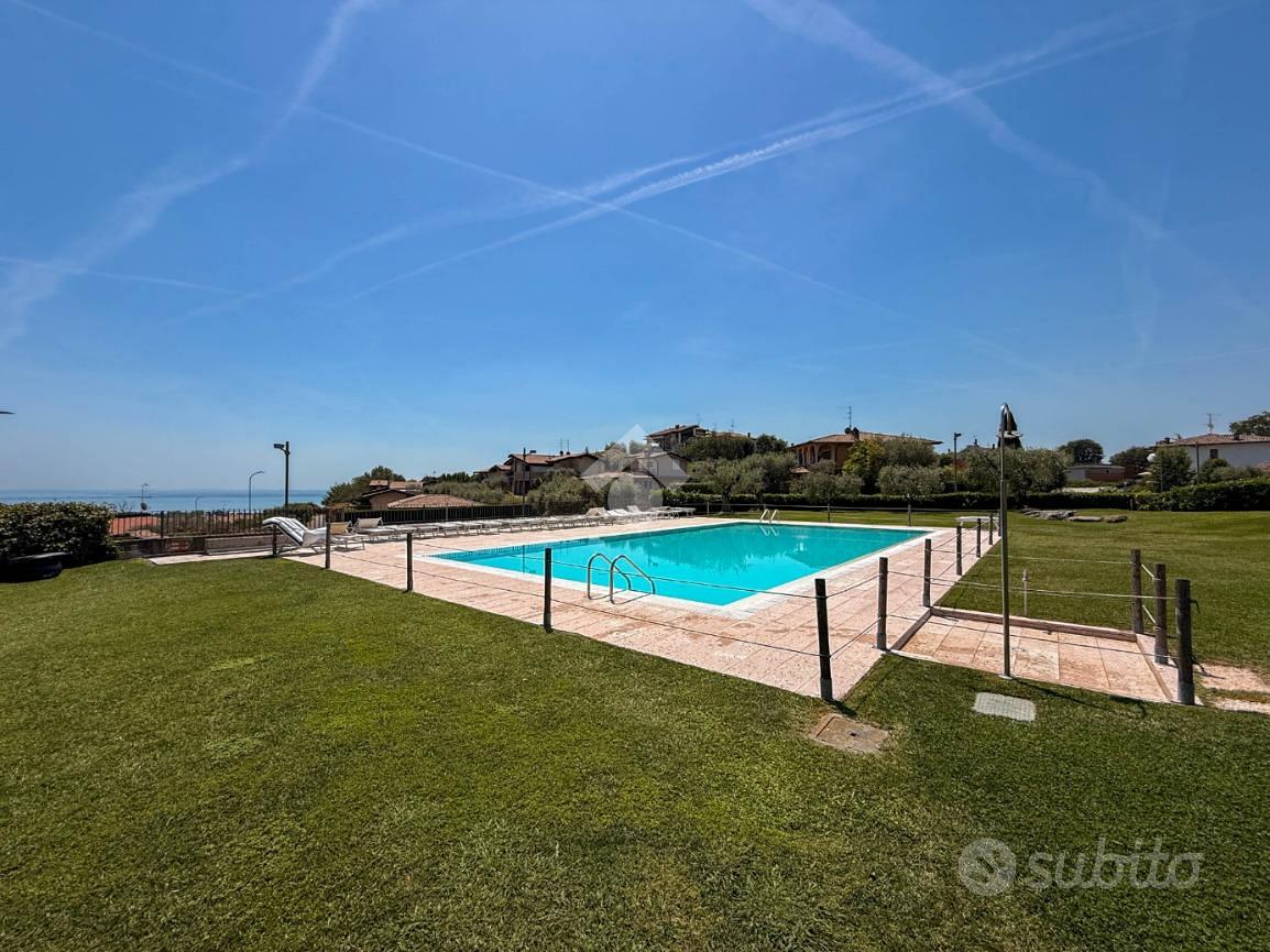 VILLA A SCHIERA A SOIANO DEL LAGO - Vista 6
